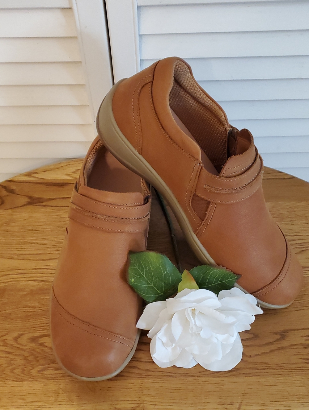 OrthoFeet Women's Tan Leather Loafers Comfort Shoes, Size 8.5